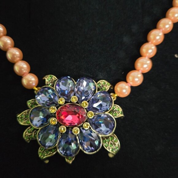 Heidi Daus NWOT Glorious Garden Peach Beaded Crystal Pendant Necklace With Exten - Picture 6 of 15